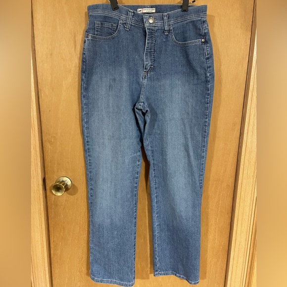 LEE- classic fit straight leg - Picture 2 of 5